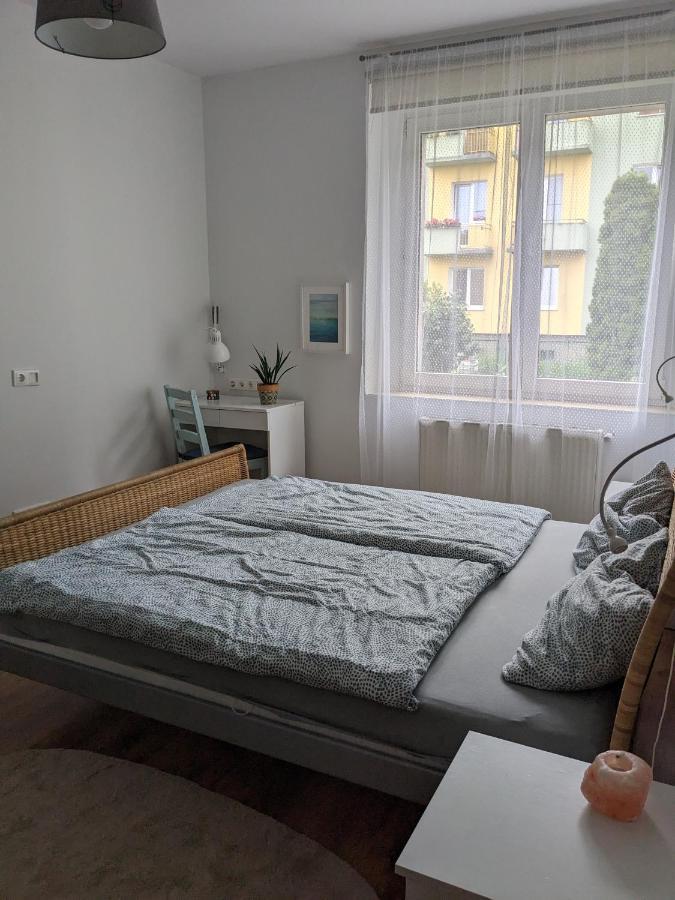 Blue Apartament Любонь Екстер'єр фото